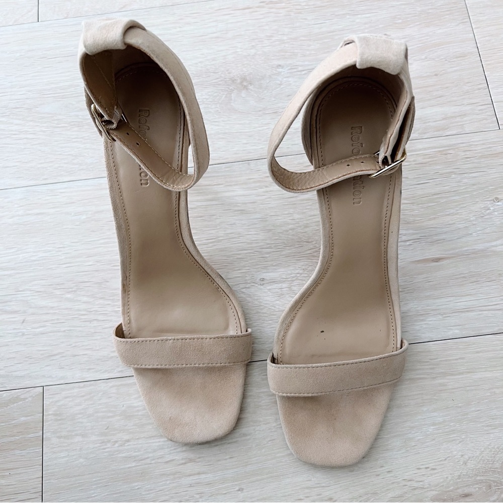 Reformation Kelly Heel - Picture 2 of 8